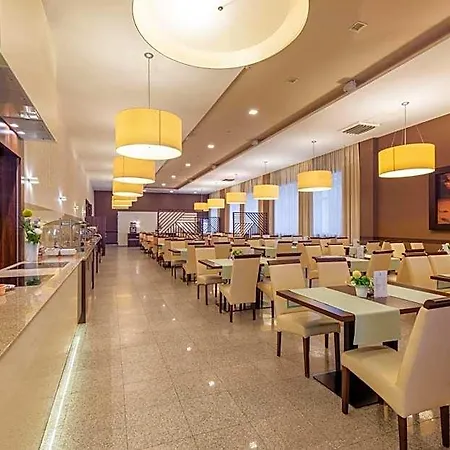 Hotel Vestina Wellness & 3*