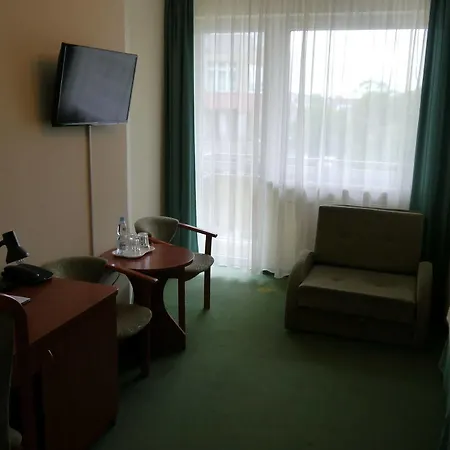 Vestina Wellness & ホテル 3*
